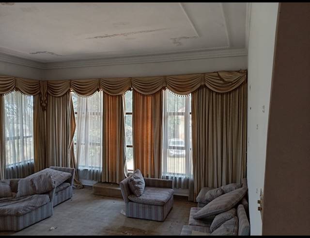 12 BEDROOM HOUSE FOR SALE IN ISIPINGO HILLS